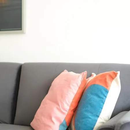 The Plaza Flat Apartment *