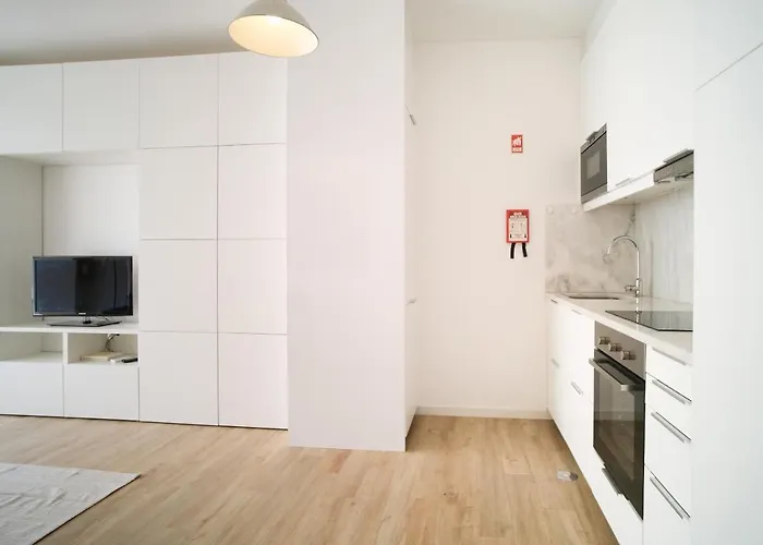 The Plaza Flat * Lisbon